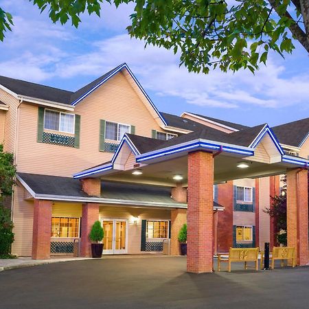 Comfort Inn & Suites Tualatin - Lake Oswego South Eksteriør billede